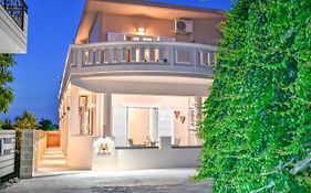 Artemis No1 Apartment